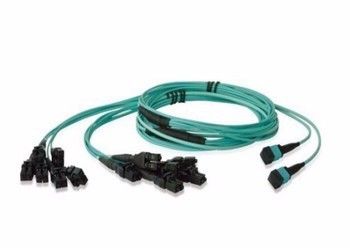 खरीदें MPO/MTP Fan-out Fiber Patch Cord ऑनलाइन निर्माण